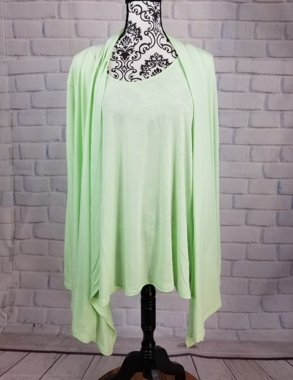 Serena Williams sz 2x stretch knit long sleeve top